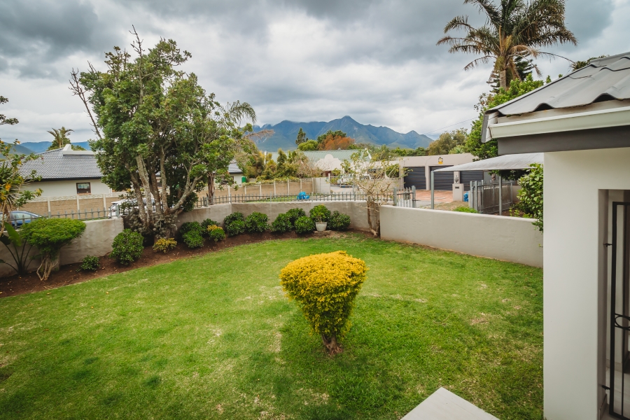 4 Bedroom Property for Sale in Heather Park Western Cape